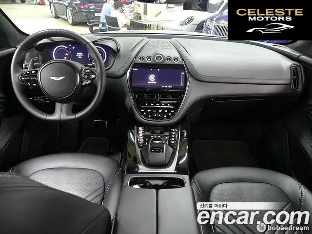 ASTON MARTIN DBX 4.0 V8 2021 — photo 4 sur 26