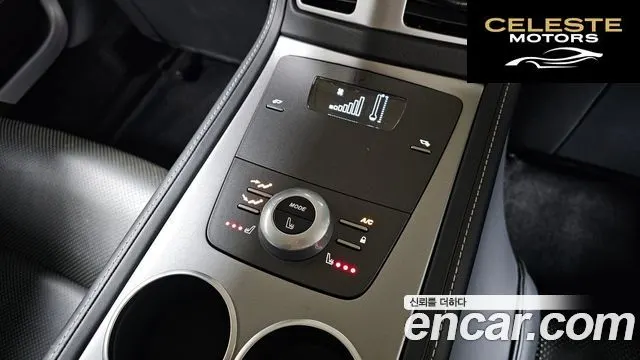 ASTON MARTIN 6.0S V12 2015 — photo 19 sur 20