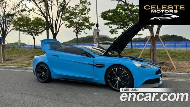 ASTON MARTIN Vanquish 6.0 V12 Coupé 2015 — photo 11 sur 26