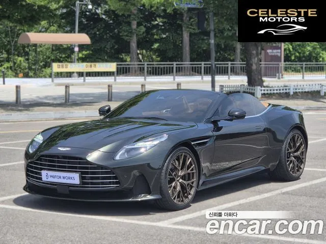 ASTON MARTIN DB12 4.0 V8 2025 — photo 1 sur 26