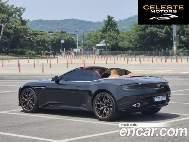 ASTON MARTIN DB12 4.0 V8 2025 — photo 20 sur 26