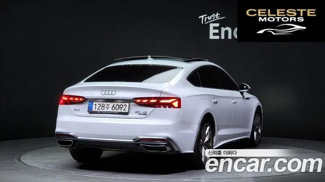 AUDI A5 (F5) 40 TDI Quattro Premium Sportback 2020 — photo 2 sur 26