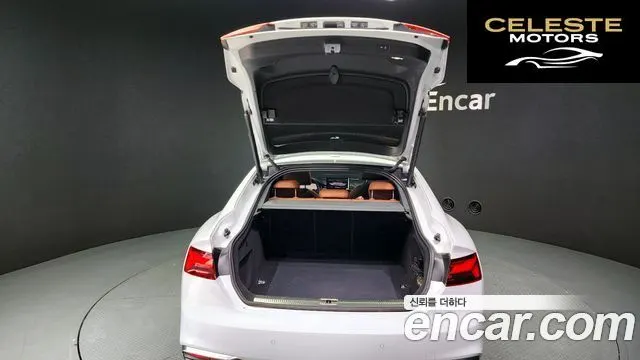 AUDI A5 (F5) 40 TDI Quattro Premium Sportback 2020 — photo 20 sur 26