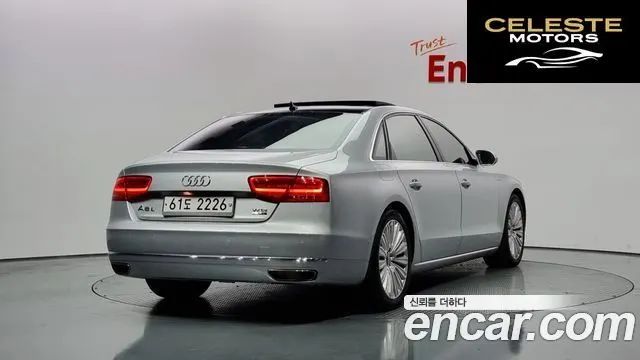 AUDI A8 6.3 FSI Quattro LWB 2012 — photo 2 sur 20
