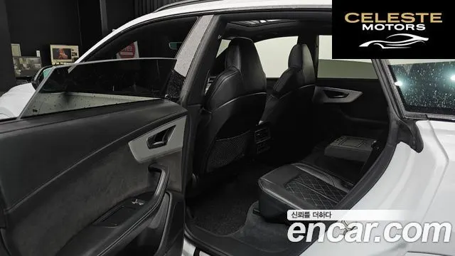 AUDI Q8 (4M) 55 TFSI Quattro Premium 2021 — photo 11 sur 20