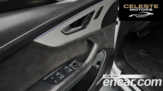 AUDI Q8 (4M) 55 TFSI Quattro Premium 2021 — photo 13 sur 20