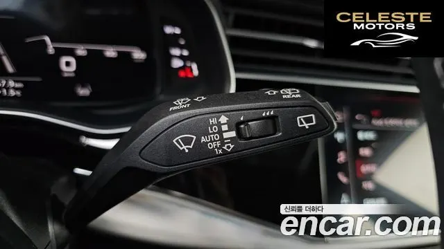 AUDI Q8 (4M) 55 TFSI Quattro Premium 2021 — photo 14 sur 20