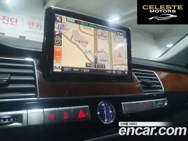 AUDI A8 4.2 FSI Quattro 2011 — photo 12 sur 26