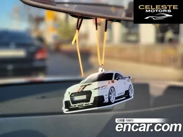 AUDI TT (8S) Roadster 45 TFSI Quattro 2016 — photo 18 sur 26