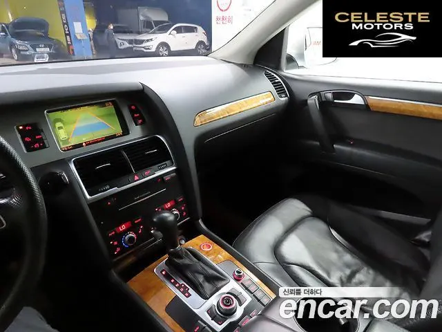 AUDI Q7 3.0 TDI Quattro 2011 — photo 12 sur 26