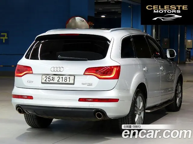 AUDI Q7 3.0 TDI Quattro 2011 — photo 4 sur 26