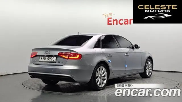 AUDI A4 30 TDI Dynamic 2015 — photo 2 sur 20