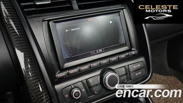 AUDI R8 5.2 V10 Spyder 2012 — photo 13 sur 20