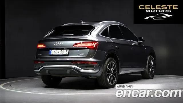 AUDI Q5 (FY) 45 TFSI Quattro Premium Sportback 2023 — photo 2 sur 20