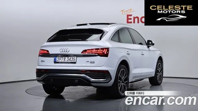 AUDI Q5 (FY) 45 TFSI Quattro Premium Sportback 2023 — photo 2 sur 26