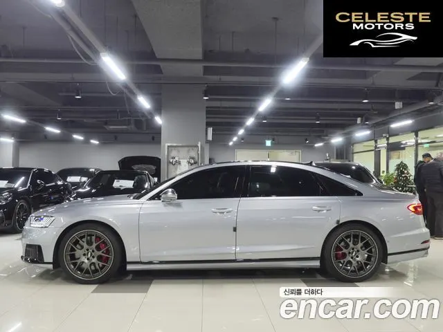 AUDI S8 (D5) 4.0 TFSI Quattro LWB 2020 — photo 2 sur 26