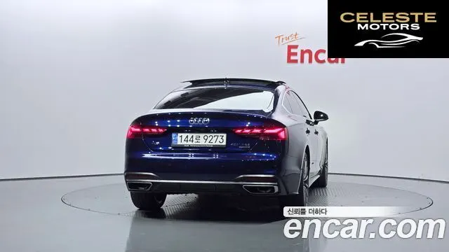AUDI A5 (F5) 40 TFSI Quattro Sportback 2022 — photo 4 sur 20