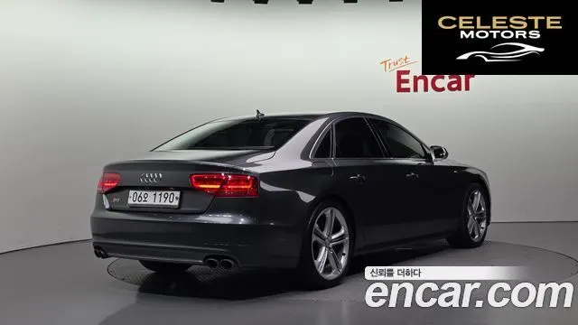 AUDI S8 4.0 TFSI Quattro 2013 — photo 2 sur 20