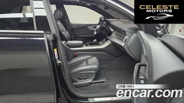 AUDI Q8 (4M) 45 TDI Quattro Premium 2020 — photo 11 sur 20