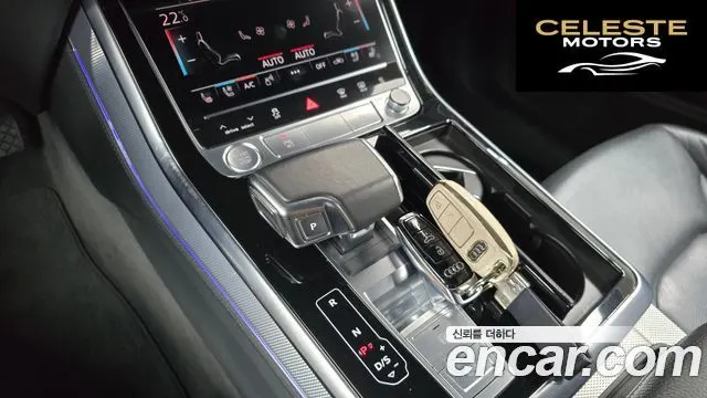 AUDI Q8 (4M) 45 TDI Quattro Premium 2020 — photo 9 sur 20