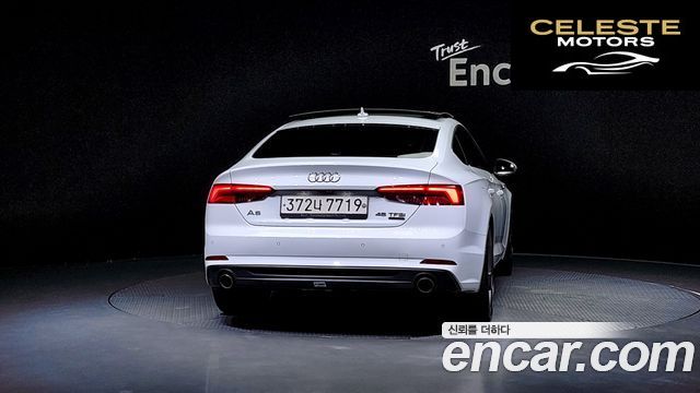 AUDI A5 (F5) 45 TFSI Quattro Premium Sportback 2019 — photo 4 sur 20
