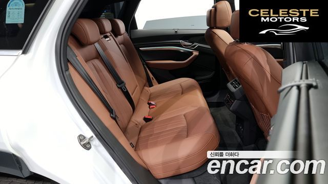 AUDI Q8 e-(GE) 55 Quattro 2024 — photo 12 sur 20