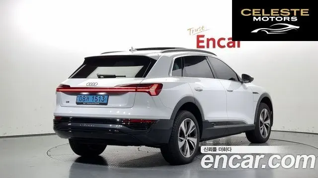 AUDI Q8 e-(GE) 55 Quattro 2024 — photo 2 sur 20