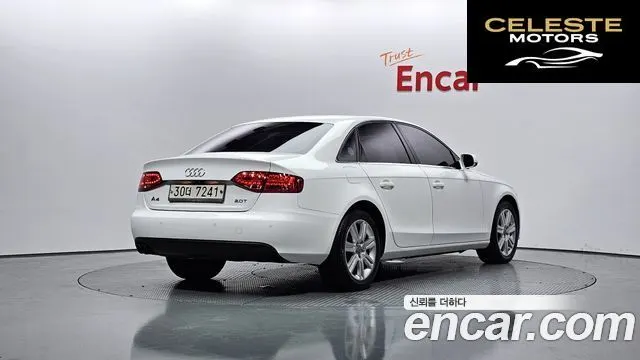 AUDI A4 2.0 TFSI 2011 — photo 2 sur 20