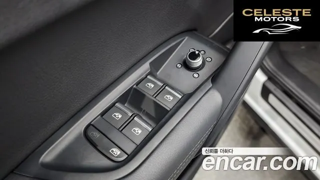 AUDI Q5 (FY) 45 TFSI Quattro Premium 2020 — photo 12 sur 20