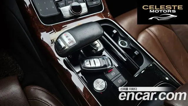 AUDI A8 3.0 TFSI Quattro LWB 2011 — photo 9 sur 20