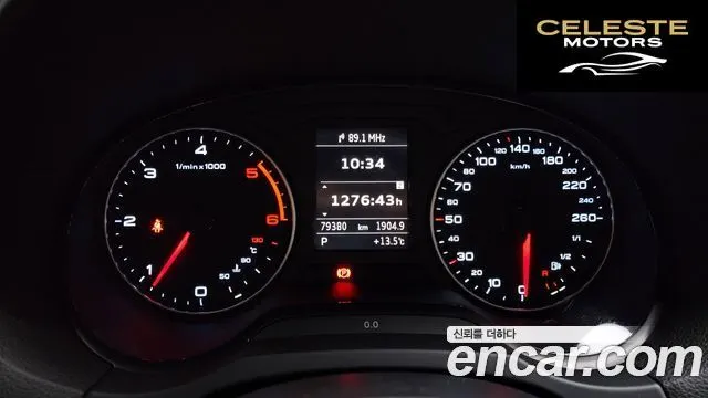 AUDI A3 25 TDI Dynamic Sportback 2015 — photo 8 sur 20