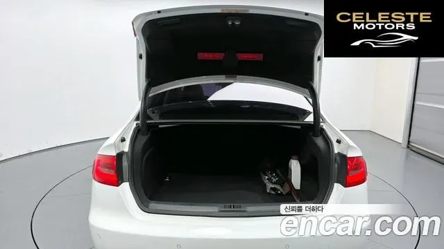 AUDI A4 30 TDI Dynamic 2015 — photo 20 sur 20