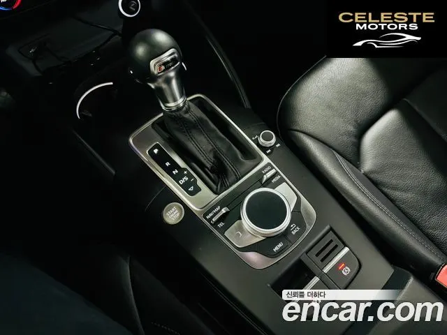 AUDI A3 40 TFSI 2018 — photo 9 sur 26