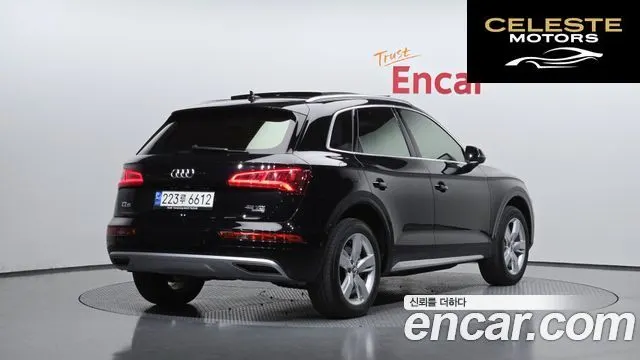 AUDI Q5 (FY) 40 TDI Quattro Premium 2020 — photo 2 sur 20