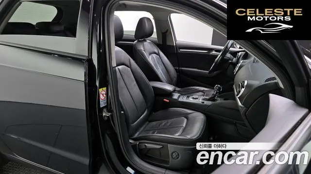 AUDI A3 25 TDI Dynamic Sportback 2015 — photo 12 sur 26