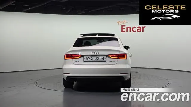 AUDI A3 35 TDI Dynamic 2015 — photo 4 sur 26