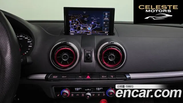 AUDI A3 35 TDI Dynamic 2015 — photo 14 sur 26