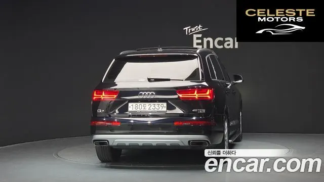 AUDI Q7 (4M) 45 TFSI Quattro 2019 — photo 4 sur 20