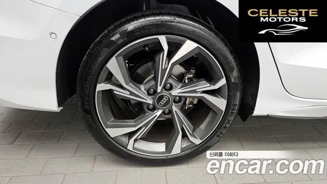 AUDI A3 (8Y) 40 TFSI Premium 2025 — photo 5 sur 26