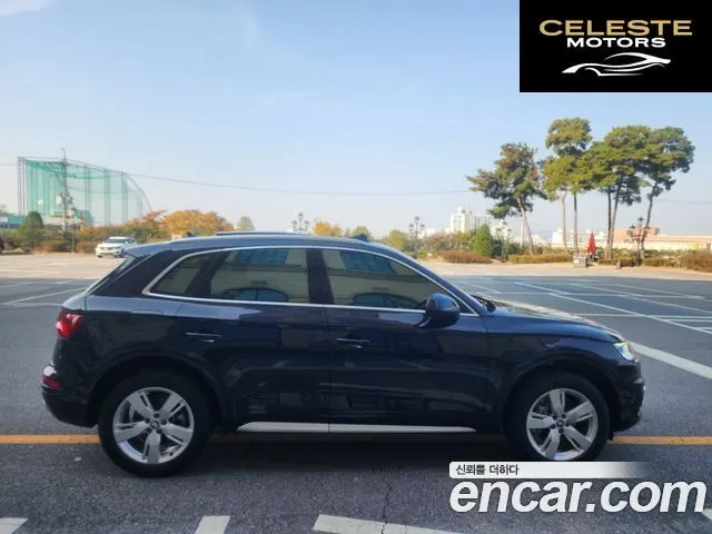 AUDI Q5 (FY) 45 TFSI Quattro Premium 2020 — photo 12 sur 26