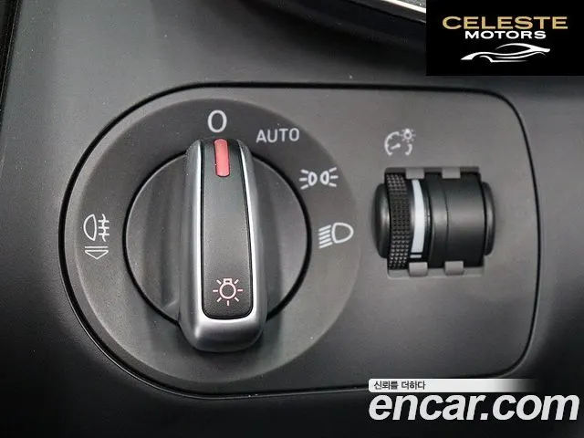 AUDI R8 5.2 V10 Spyder 2012 — photo 11 sur 26