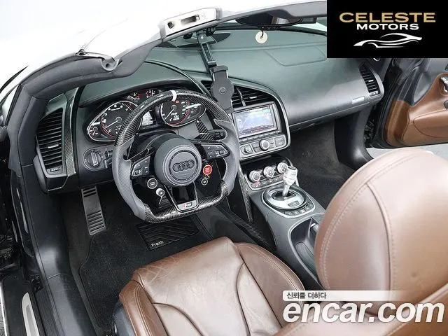 AUDI R8 5.2 V10 Spyder 2012 — photo 13 sur 26