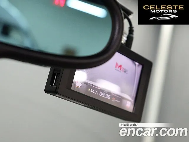 AUDI R8 5.2 V10 Spyder 2012 — photo 6 sur 26