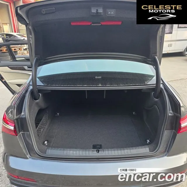 AUDI A6 (C8) 45 TDI Quattro Premium 2021 — photo 14 sur 24
