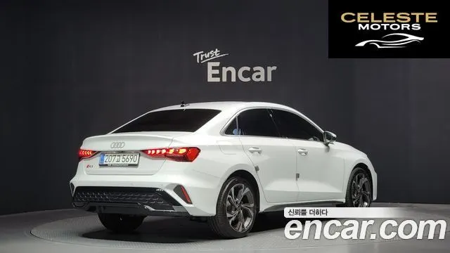 AUDI A3 (8Y) 40 TFSI Premium 2025 — photo 2 sur 26