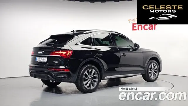 AUDI Q5 (FY) 40 TDI Quattro Sportback 2022 — photo 2 sur 20