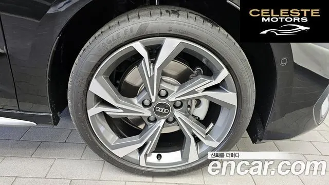 AUDI A3 (8Y) 40 TFSI Premium 2025 — photo 5 sur 26