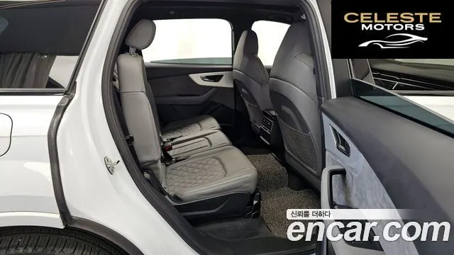 AUDI Q7 (4M) 55 TFSI Quattro Premium 2021 — photo 12 sur 20