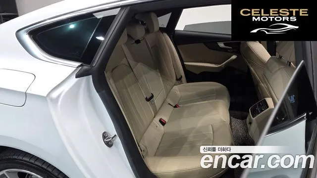 AUDI A5 (F5) 40 TDI Quattro Premium Sportback 2021 — photo 10 sur 26