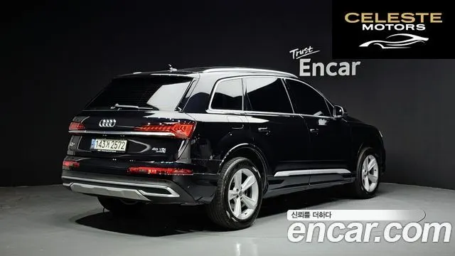 AUDI Q7 (4M) 45 TDI Quattro 2021 — photo 2 sur 20